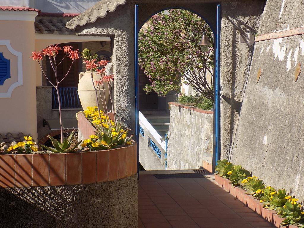 Maison De Fleurs Maiori Esterno foto